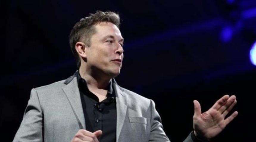 Mars'a yolculuk başlıyor! Musk tarih verdi