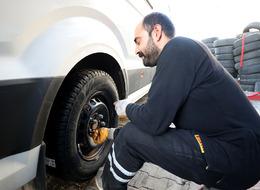 Zorunlu kış lastiği uygulaması bugün başladı! Fiyatları ne kadar?