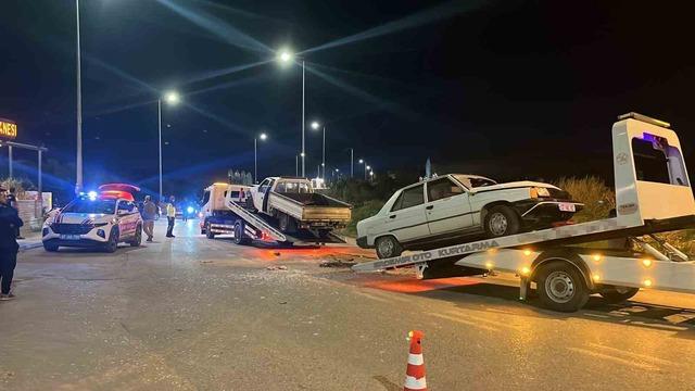 Alanya&rsquo;da iki aracın &ccedil;arpıştığı kazada 2 kişi yaralandı 3