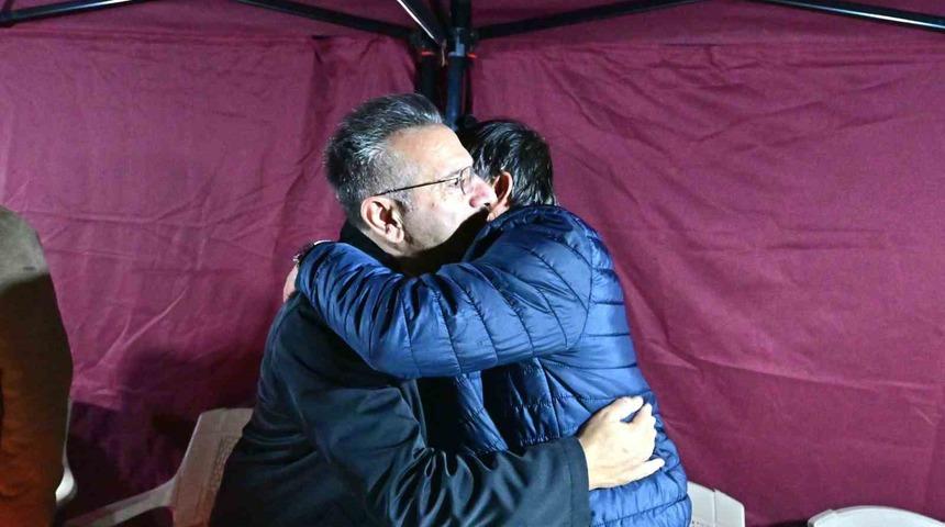 Vali Aksoy, şehit ailesini ziyaret etti