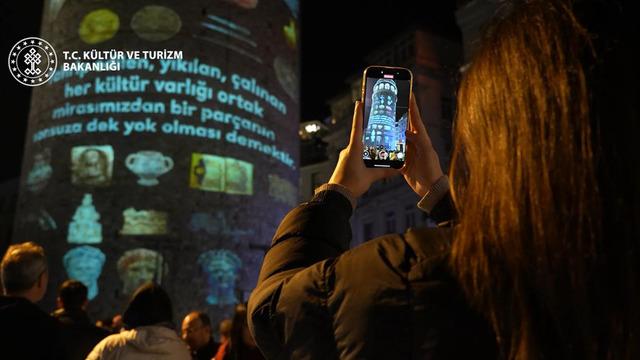 Bakan Ersoy: Kültür varlığı kaçakçılığına karşı sessiz kalmayacağız!