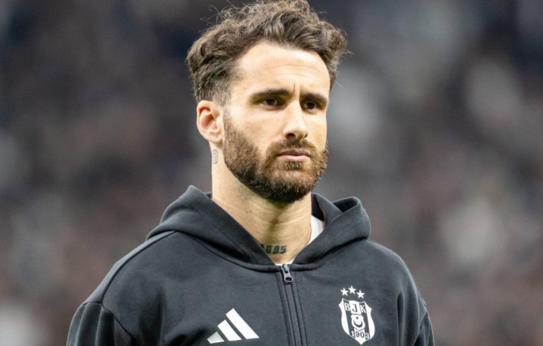 Beşiktaş ta tarihi Rafa Silva krizi! Sergen Yalçın açıkladı: "Bizi aradılar tehdit ettiler, maça çıkmayız, futbolu bırakırız dediler!" 12