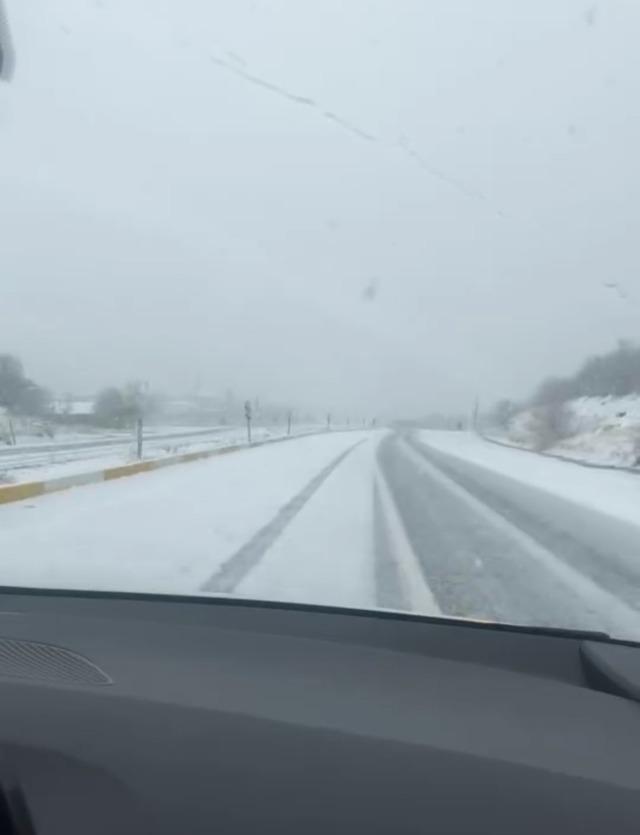 Bingöl’ün yüksek kesimleri beyaza büründü 1