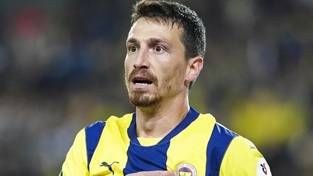 Fenerbahçe'de Tedesco ipleri eline aldı! Mert Hakan Yandaş dahil birçok oyuncunun biletini kesti