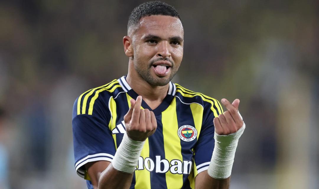 Fenerbah&ccedil;e de Tedesco ipleri eline aldı! Mert Hakan Yandaş dahil bir&ccedil;ok oyuncunun biletini kesti 2