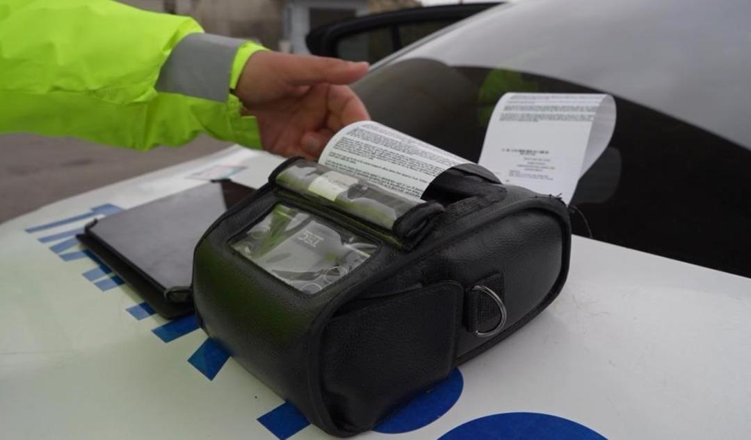 Korku dolu anlar kamerada: Bir ailenin can güvenliğini tehlikeye atan trafik magandası yakalandı 2