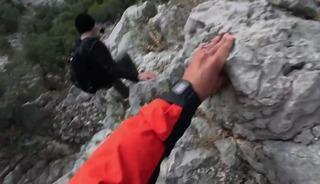 Yürüyüşe çıktıkları dağda mahsur kaldılar