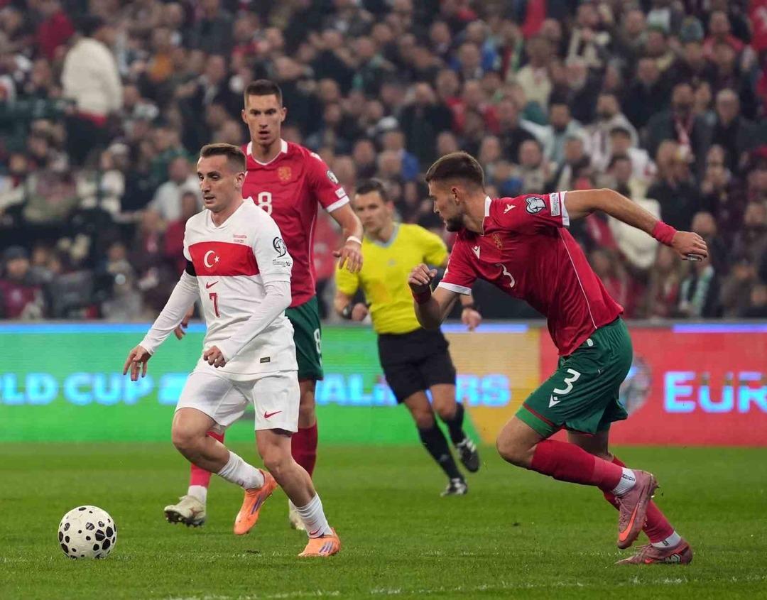 Teknik direkt&ouml;r Montella dan D&uuml;nya Kupası a&ccedil;ıklaması geldi! Kerem Akt&uuml;rkoğlu nun forvet oynatılmasına değindi... 2