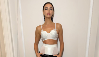 İddialı seçim! Arkasını dönünce bir bakan bir daha baktı