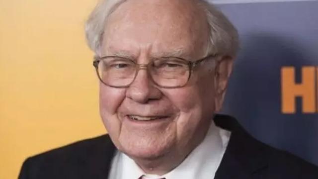 Warren Buffett hangi hisselere ve sekt&ouml;rlere yatırım yapıyor? Berkshire&rsquo;ın dev portf&ouml;y&uuml; a&ccedil;ıklandı