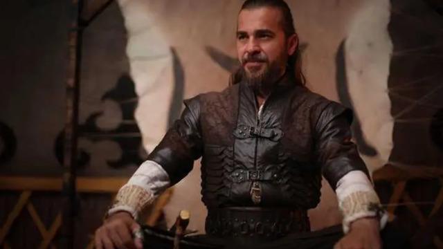 Engin Altan Düzyatan Dubai'ye yerleşti! Ülkeyi terk etme sebebini açıkladı