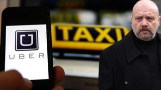 Ahmet Mümtaz Taylan'dan taksicilere sitem! 'Hazır ayaklanmışken...'