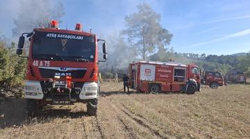 Yatağan’daki iki ayrı arazi yangını büyümeden söndürüldü