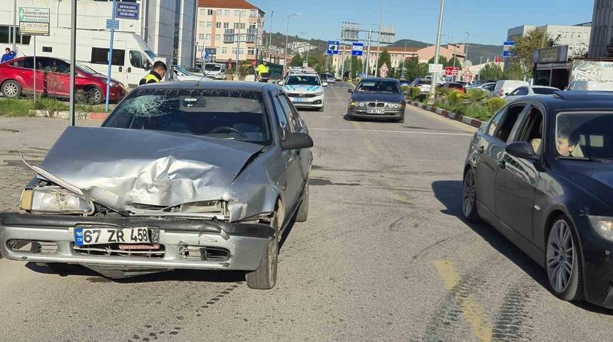 Bartın’da feci kaza: 3 yaralı