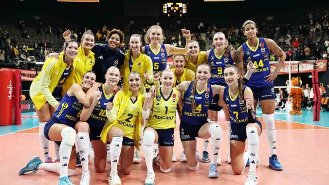 Eczacıbaşı Dynavit, evinde Fenerbahçe’ye mağlup oldu