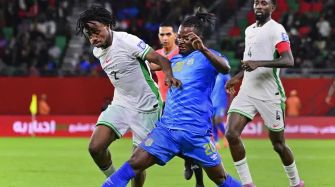 G&ouml;zyaşlarıyla oyundan alınmıştı! Sakatlanarak oyundan &ccedil;ıkan Osimhen i&ccedil;in gece yarısı a&ccedil;ıklama geldi 1