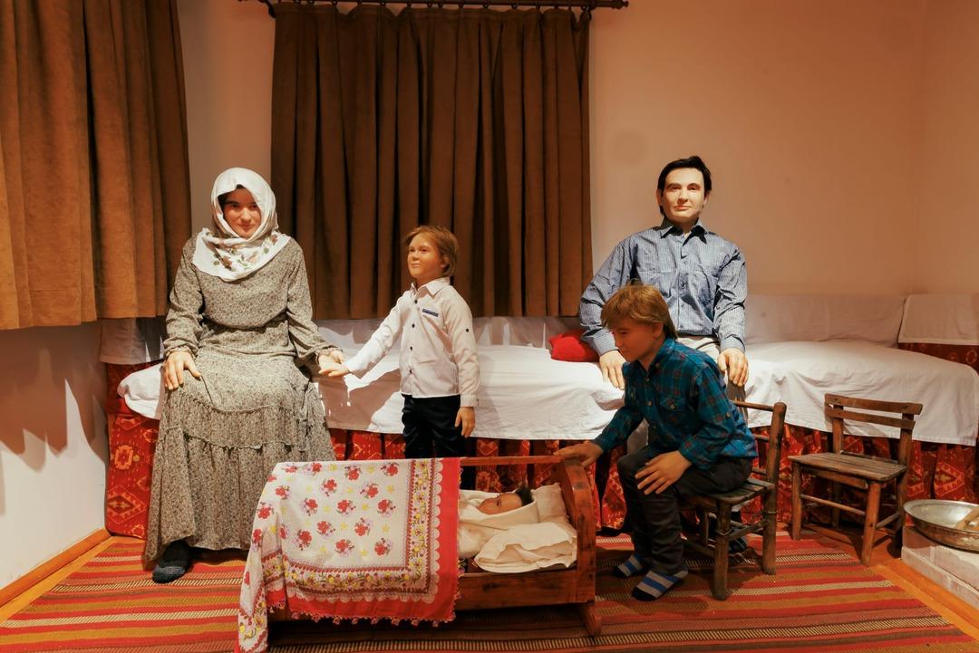 Bakan Ersoy duyurdu: Naim in evi artık müze! 6