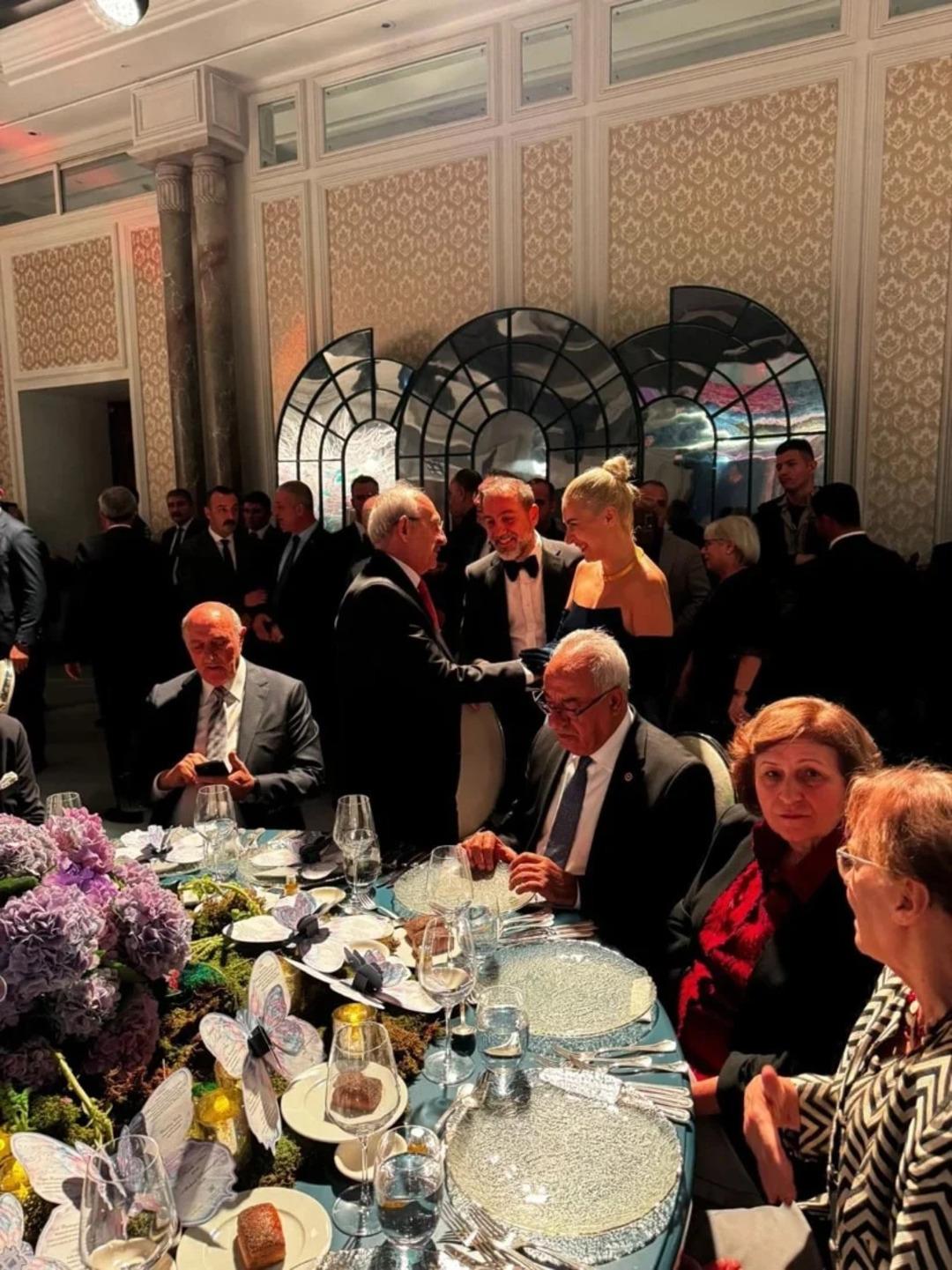 Kemal Kılıçdaroğlu, Binali Yıldırım, Süleyman Soylu ve daha niceleri... Türkiye nin konuştuğu düğün! 3