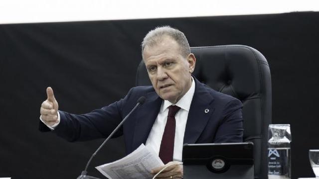 Vahap Seçer'in acı günü! Kardeşi hayatını kaybetti