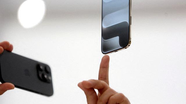 Apple 2027’de iPhone Air 2 ve 20. yıla özel iPhone’u piyasaya sürecek: Çıkış tarihleri ve ilk detaylar ortaya çıktı