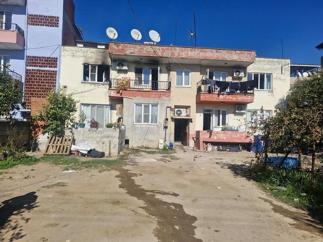 Aydın da ev yangını; 18 yaşındaki Makbule öldü, 3 yaralı 3