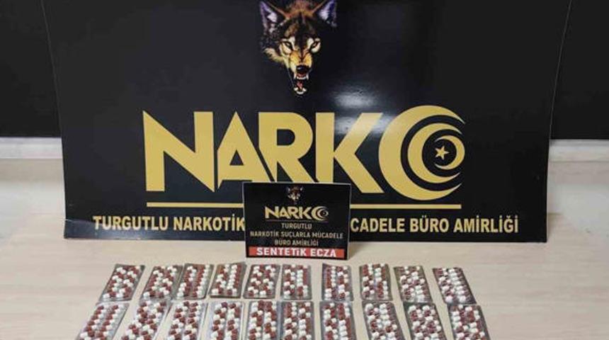 Manisa&rsquo;da zehir tacirlerine şok baskın