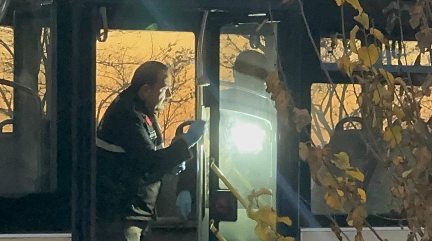 Yer: Konya! Eşinin g&ouml;zleri &ouml;n&uuml;nde bı&ccedil;aklandı