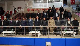 Muş’ta 35 amatör spor kulübüne 2 milyon TL malzeme desteği!