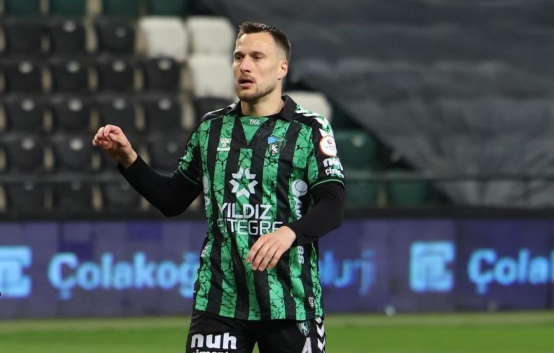 Kocaelispor’dan Josip Vukovic üzerinden ransfer yasağına dair açıklama! 1