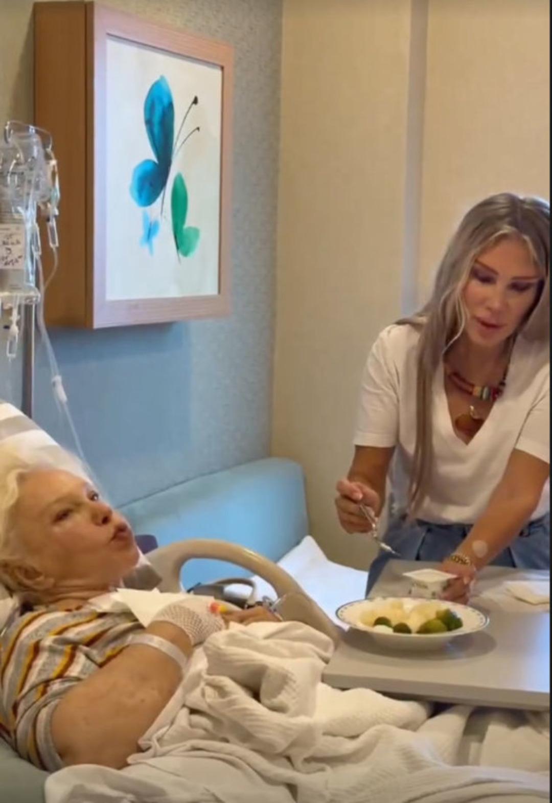 Seren Serengil in annesi Nevin Teoman yoğun bakıma kaldırıldı! Sağlık Bakanlığı ndan yardım istedi! Ücretini ödeyeceğim... 1