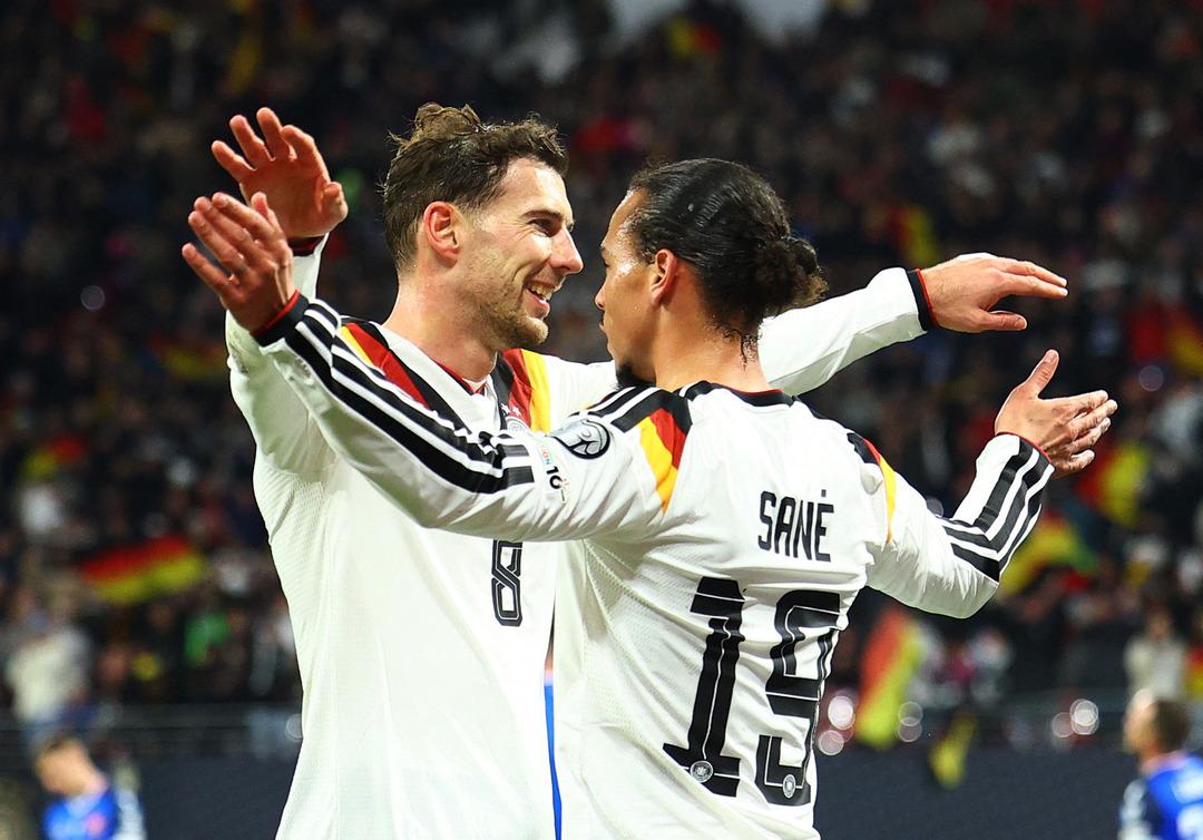 Hocasını s&ouml;ylediklerine pişman etti! Ne yaptın Sane... Galatasaray ın yıldızı D&uuml;nya Kupası Elemeleri ne damga vurdu 2