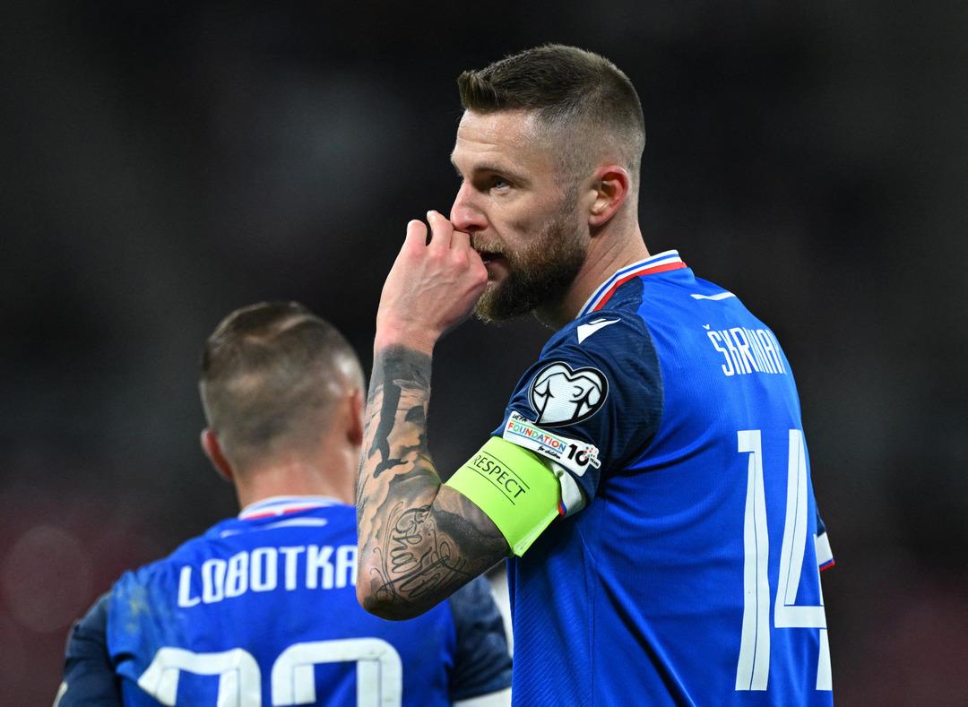 Hocasını s&ouml;ylediklerine pişman etti! Ne yaptın Sane... Galatasaray ın yıldızı D&uuml;nya Kupası Elemeleri ne damga vurdu 5