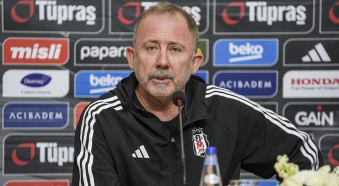 Kadık&ouml;y de bol eksikli derbi iki hoca da kara kara d&uuml;ş&uuml;n&uuml;yor! İşte Fenerbah&ccedil;e-Beşiktaş ma&ccedil;ının muhtemel 11 leri 2