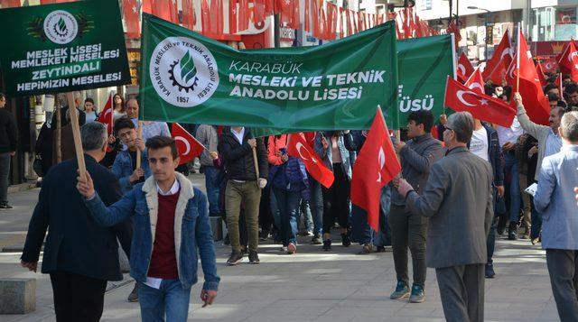 Karabük'te 'Milli Birlik ve Bütünlüğe Destek' yürüyüşü