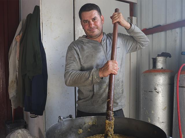 Evden getirip pişiriyorlar, kilosu 2 bin TL'yi buluyor!