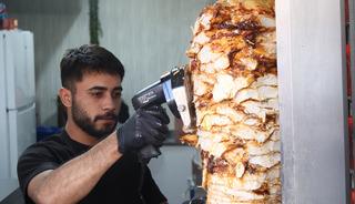 Olay tartışma yarattı: 150 TL’ye satıyor! 