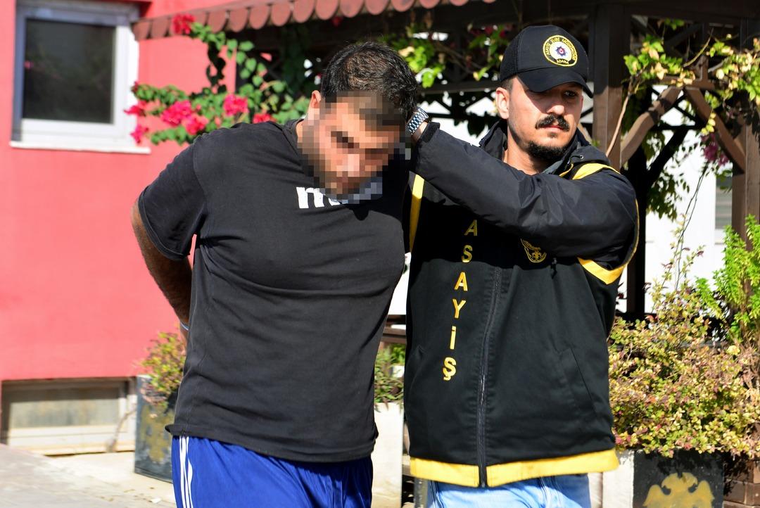 Yasak aşk cinayeti! İç çamaşırıyla kaçarken öldürüldü 1