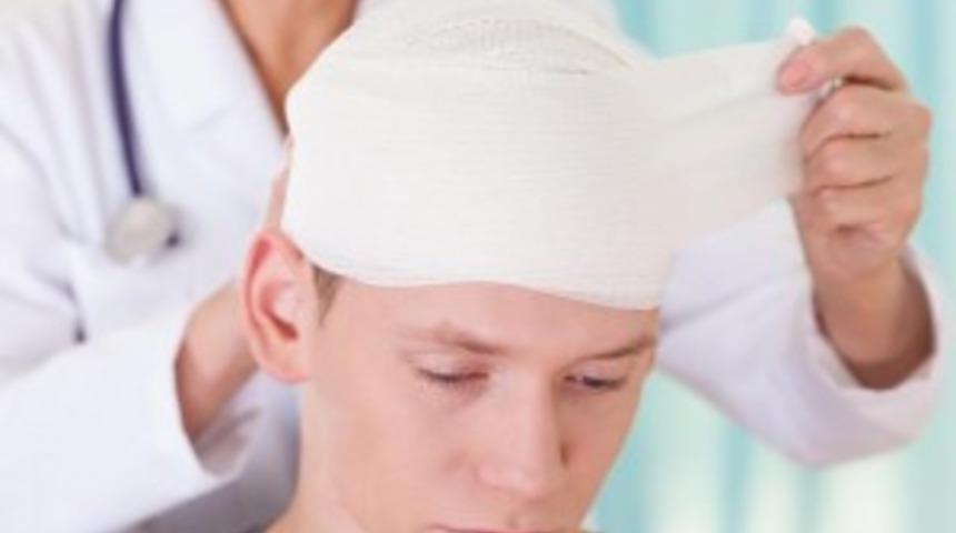 Her kafa travması beyni etkiliyor!