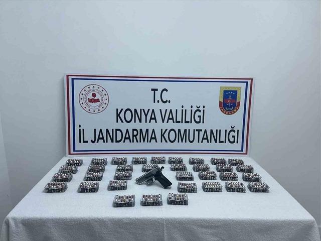 Konya&rsquo;da jandarma ekiplerinden uyuşturucu operasyonu: 3 tutuklama 2