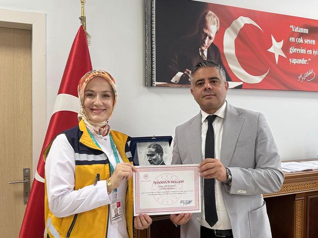 Yer Mardin... 112 telefonla yönlendirdi: Baba evde doğumu gerçekleştirdi