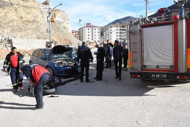 Gümüşhane’de otomobille motosiklet çarpıştı: 2 yaralı