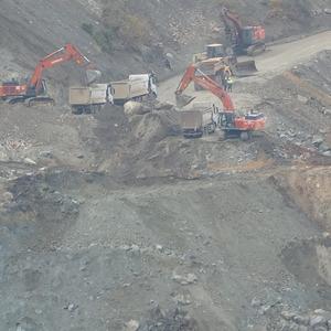 Sivas'ta maden ocağında göçük! Toprak altında kalan müdür aranıyor