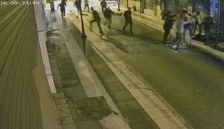 Elazığ’da sokak ortasında darp edildi