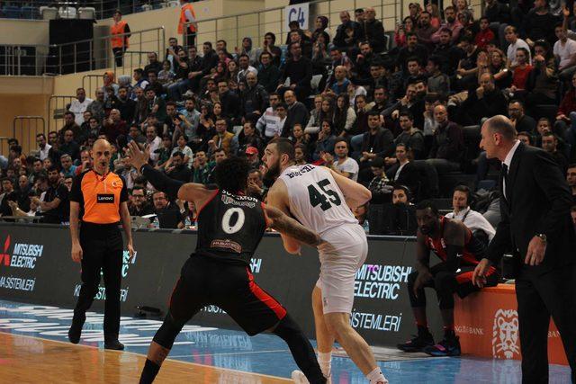 Sakarya B&uuml;y&uuml;kşehir Basketbol - Muratbey Uşak Sportif: 83-73 4