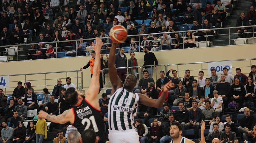 Sakarya B&uuml;y&uuml;kşehir Basketbol - Muratbey Uşak Sportif: 83-73