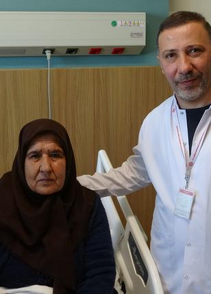 Çok nadir bir durum! 66 yıl sonra öğrendi: Mide ağrısıyla gitti, organlarının tamamı ters tarafta çıktı! 