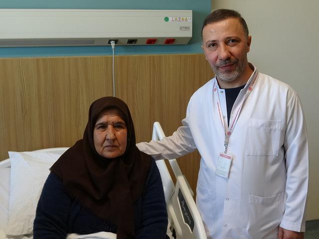 Çok nadir bir durum! 66 yıl sonra öğrendi: Mide ağrısıyla gitti, organlarının tamamı ters tarafta çıktı! 