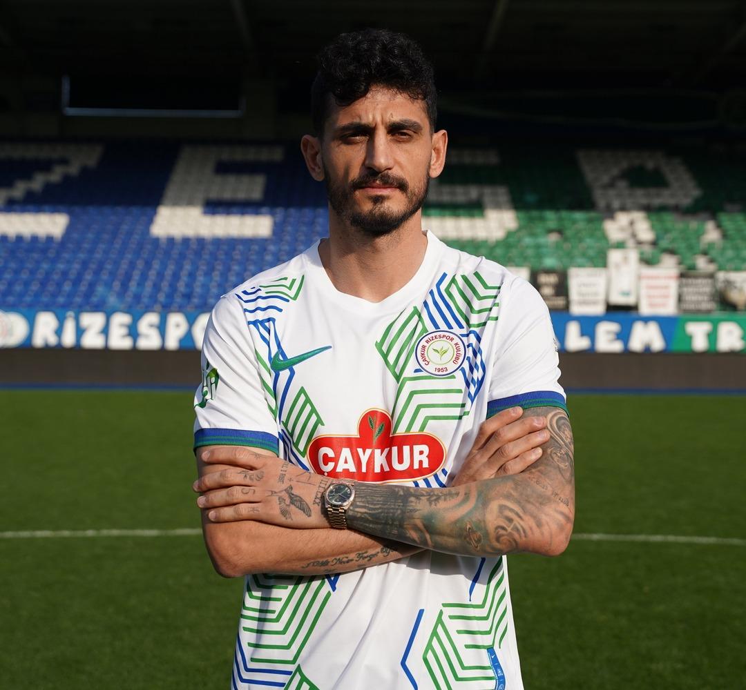 Milli takımımız ve Çaykur Rizespor un başarılı stoperi Samet Akaydın a Blackburn Rovers teklif yapıyor! 1