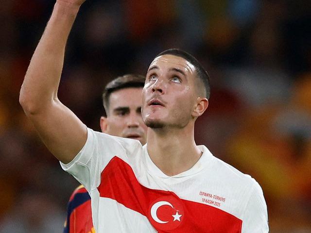 Milli takımın genç golcüsü Deniz Gül Dünya Kupası elemelerinde İspanya'ya ilki yaşattı! Tarihe geçti...