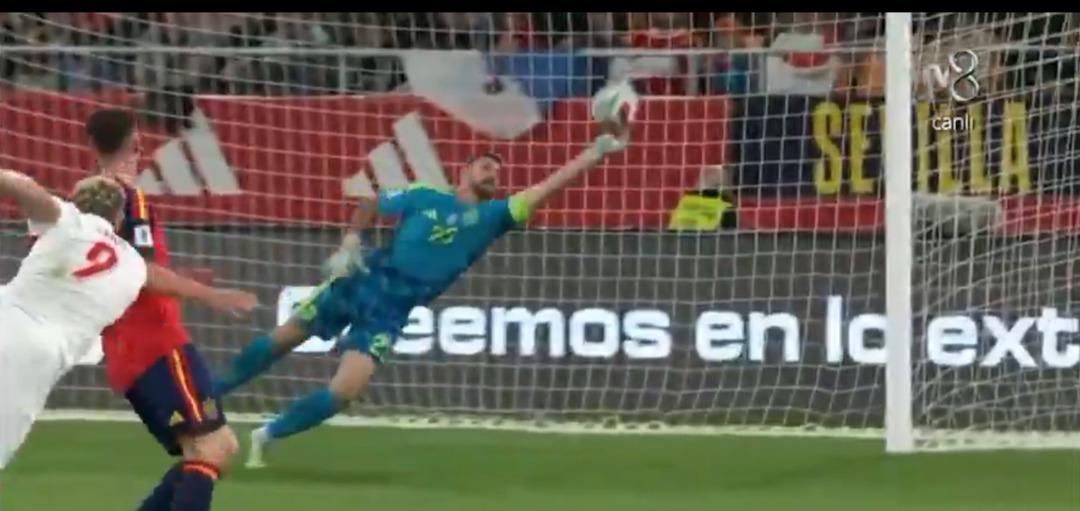 Barış Alper den inanılmaz röveşata! İspanya kalesine füze fırlattık... 2